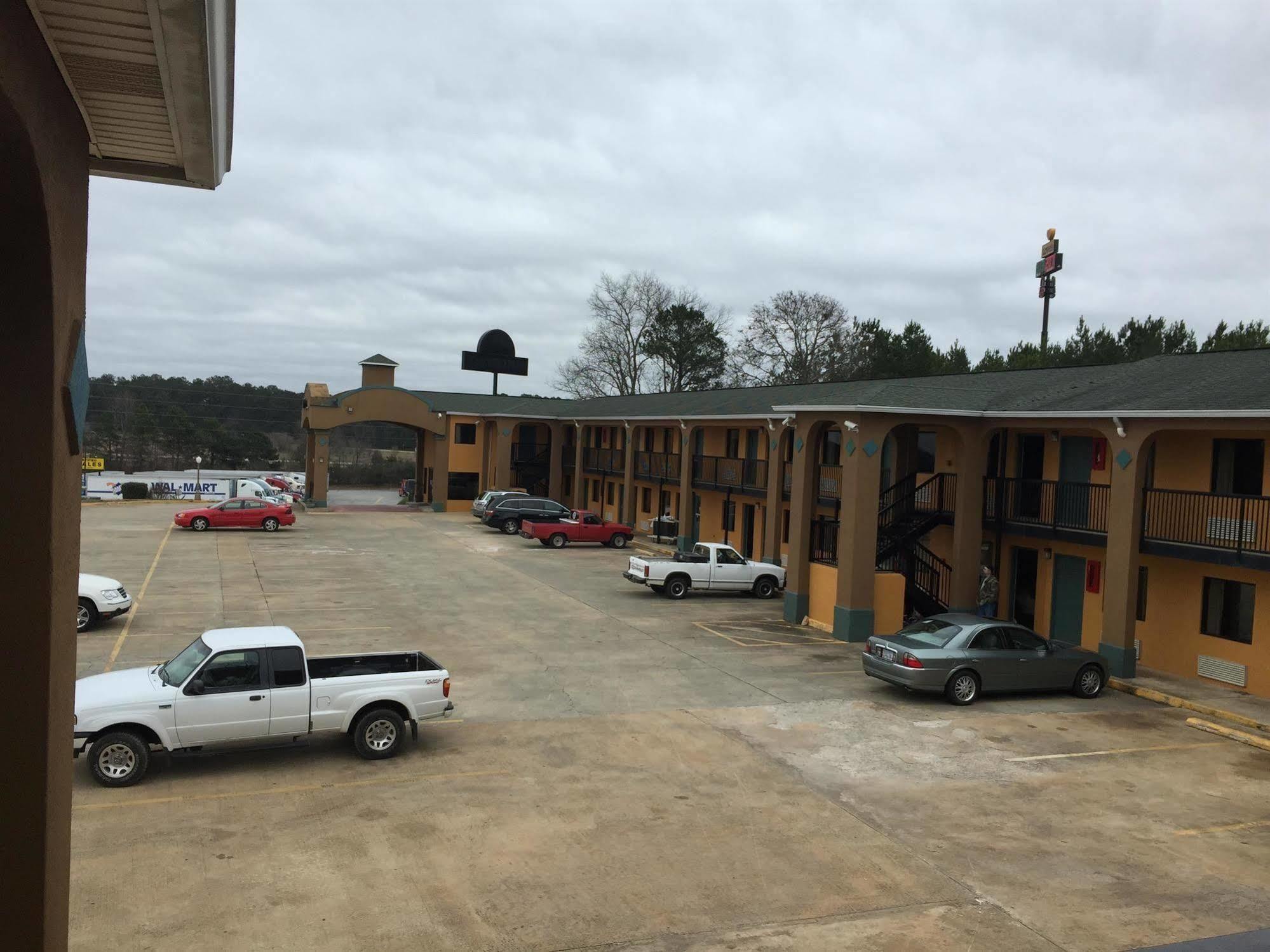 Garden Inn&suites Hotel