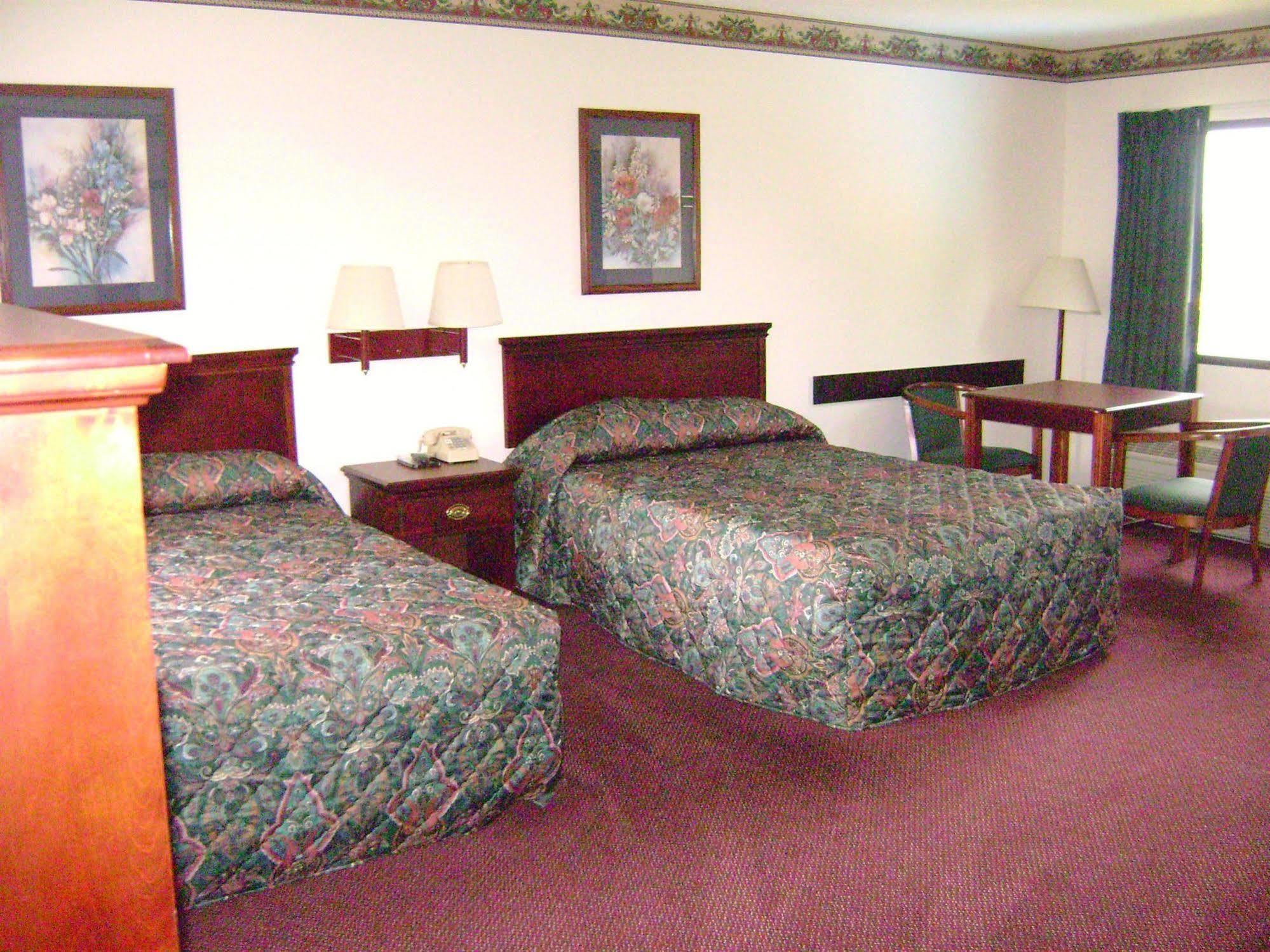 Garden Inn&suites 2*