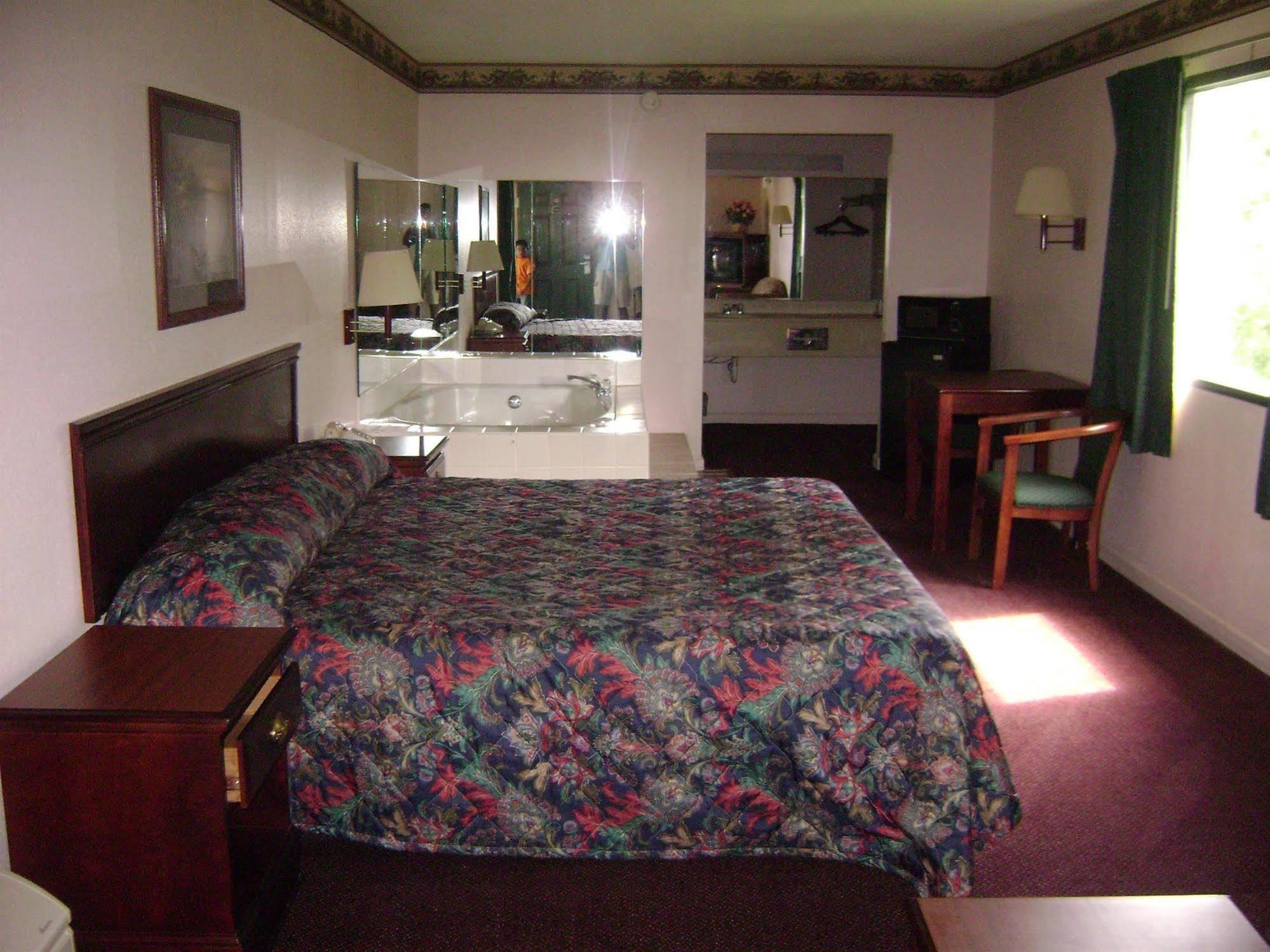 Garden Inn&suites Hotel